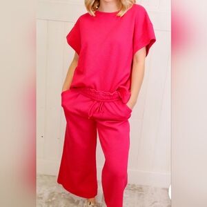 See and Be Seen Textured 2 Piece Set. Top Size Small, Bottom Size Medium